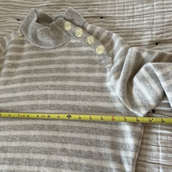 Mountain Hardwear Wool Blend Ski Sweater Base Layer Warm Cozy Striped Women’s M - Picture 8 of 11